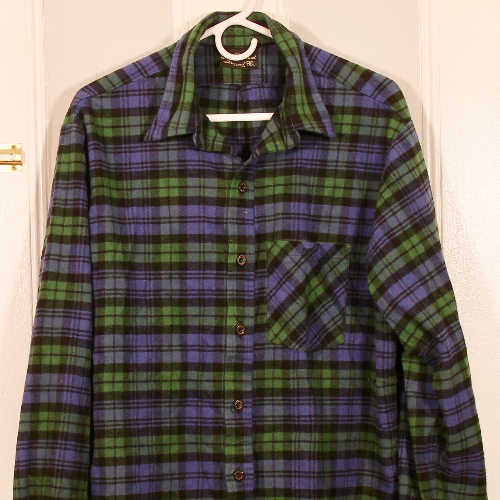 The Vermont Flannel Co, flannel button up
